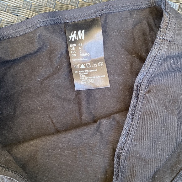 3 pairs brand new underwear. Black and pink polka dot size small - Picture 3 of 6